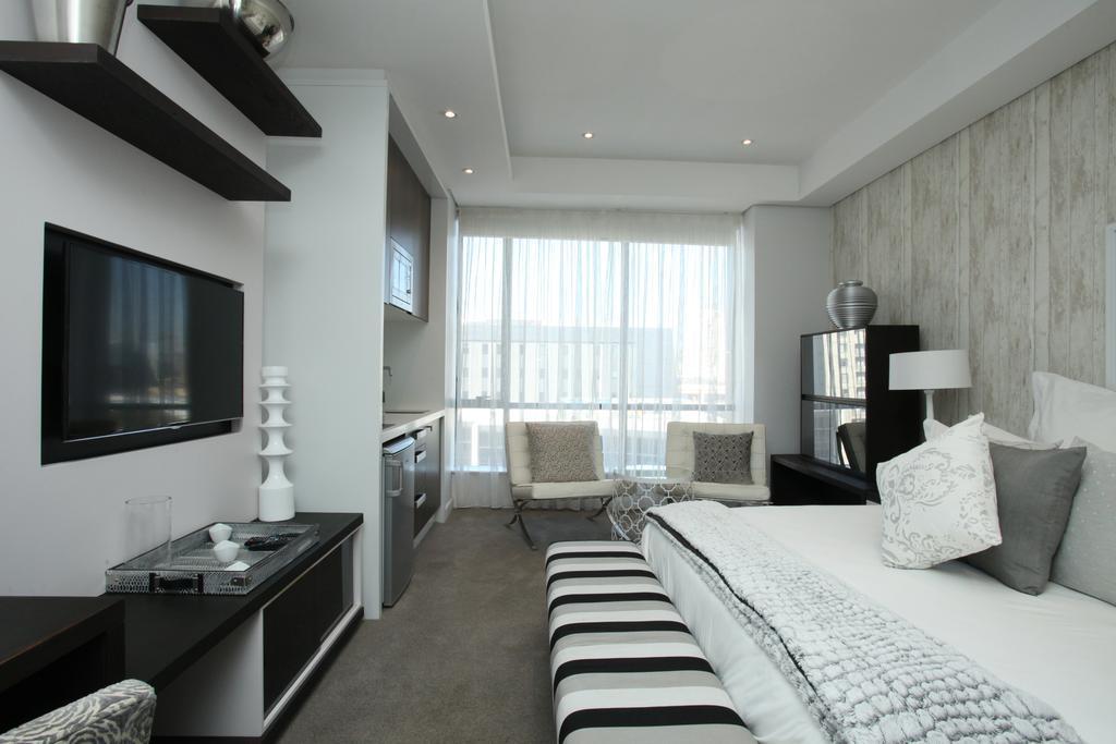Luxury @ Sandton Skye Йоганнесбурґ Екстер'єр фото