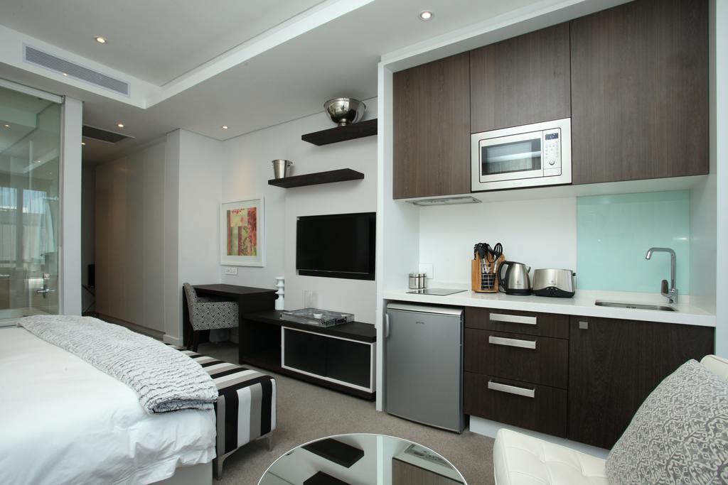 Luxury @ Sandton Skye Йоганнесбурґ Екстер'єр фото